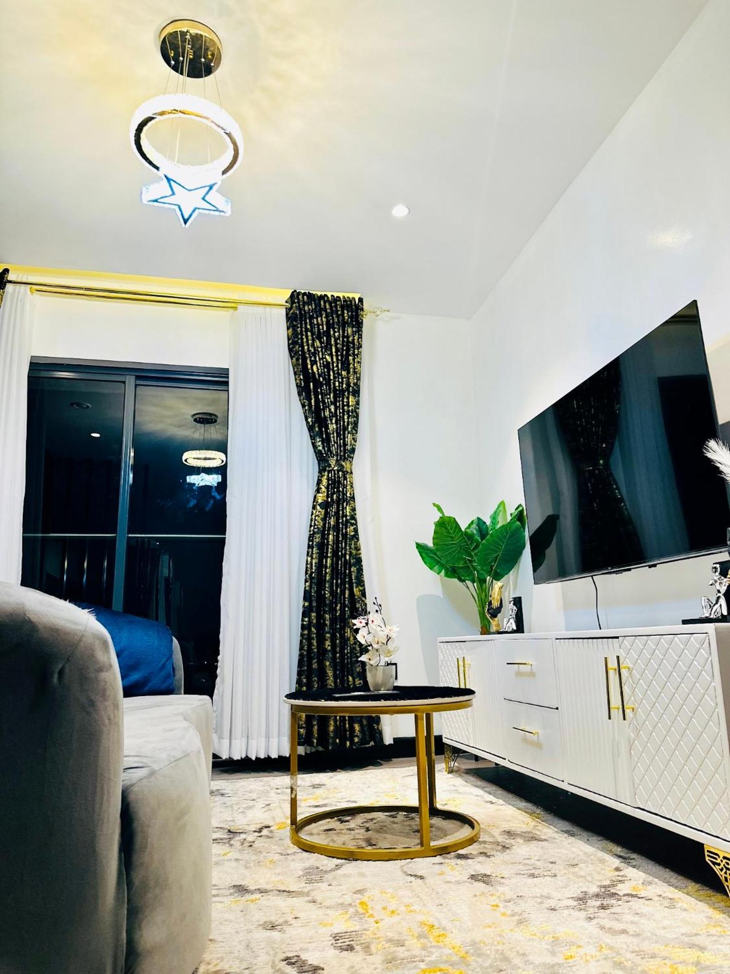 Canaan Luxury Escada Apartment *