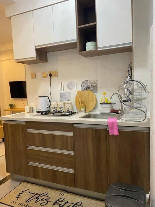 Exquisite Urban In Kilimani By The Manna