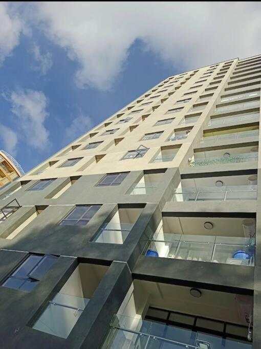 Exquisite Urban In Kilimani By The Manna Apartamento Nairobi