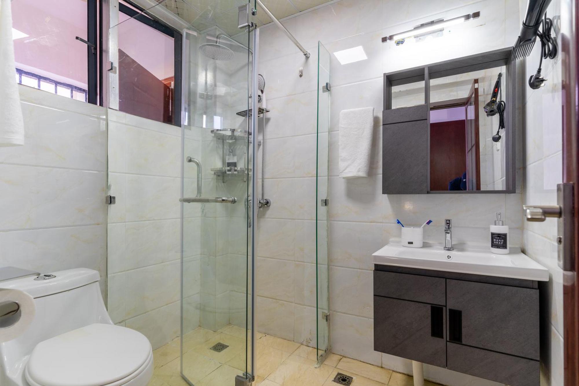 Luxurious-2 Bedroom With A Swimming Pool In Kilimani Apartment Nairobi