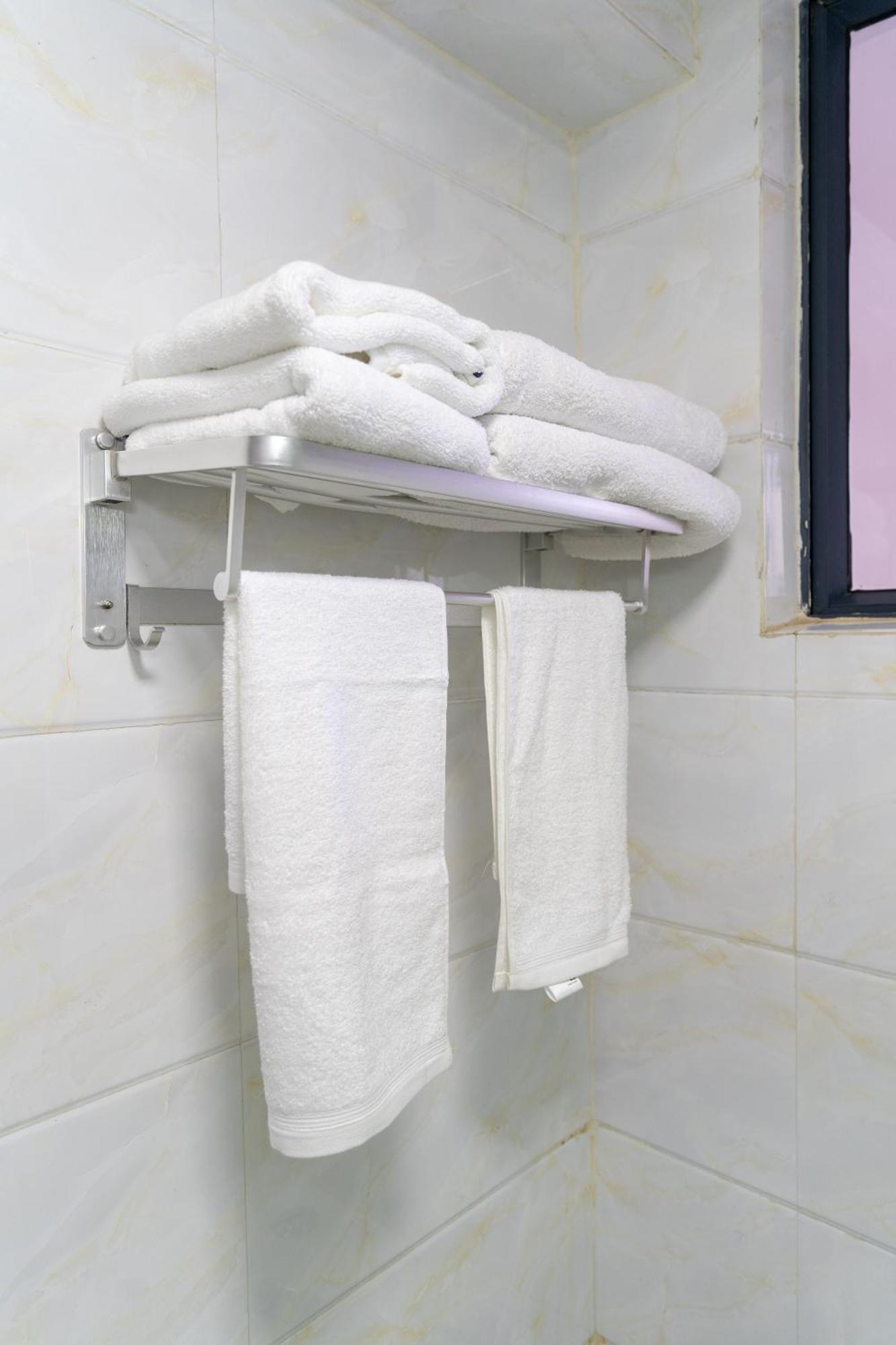 Apartment Luxurious-2 Bedroom With A Swimming Pool In Kilimani