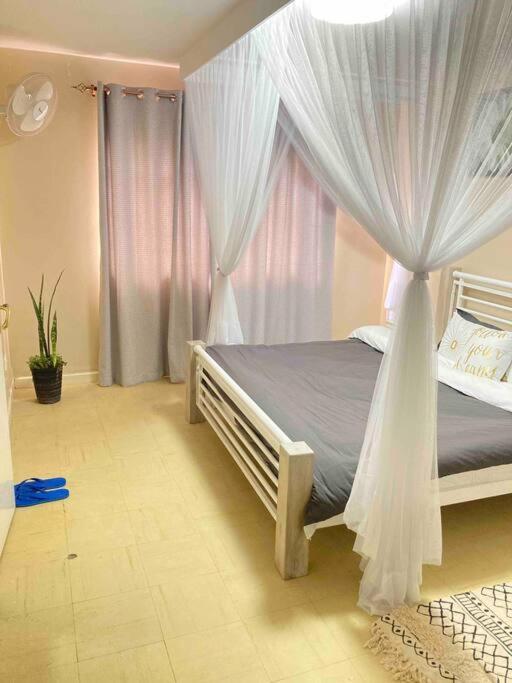 Apartment Pristine Luxury 2 Bedroom Apartment-south C *