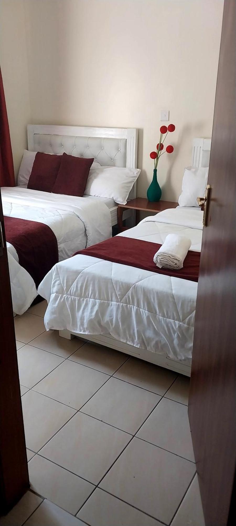 Bed & Breakfast Mamu's Near Jkia