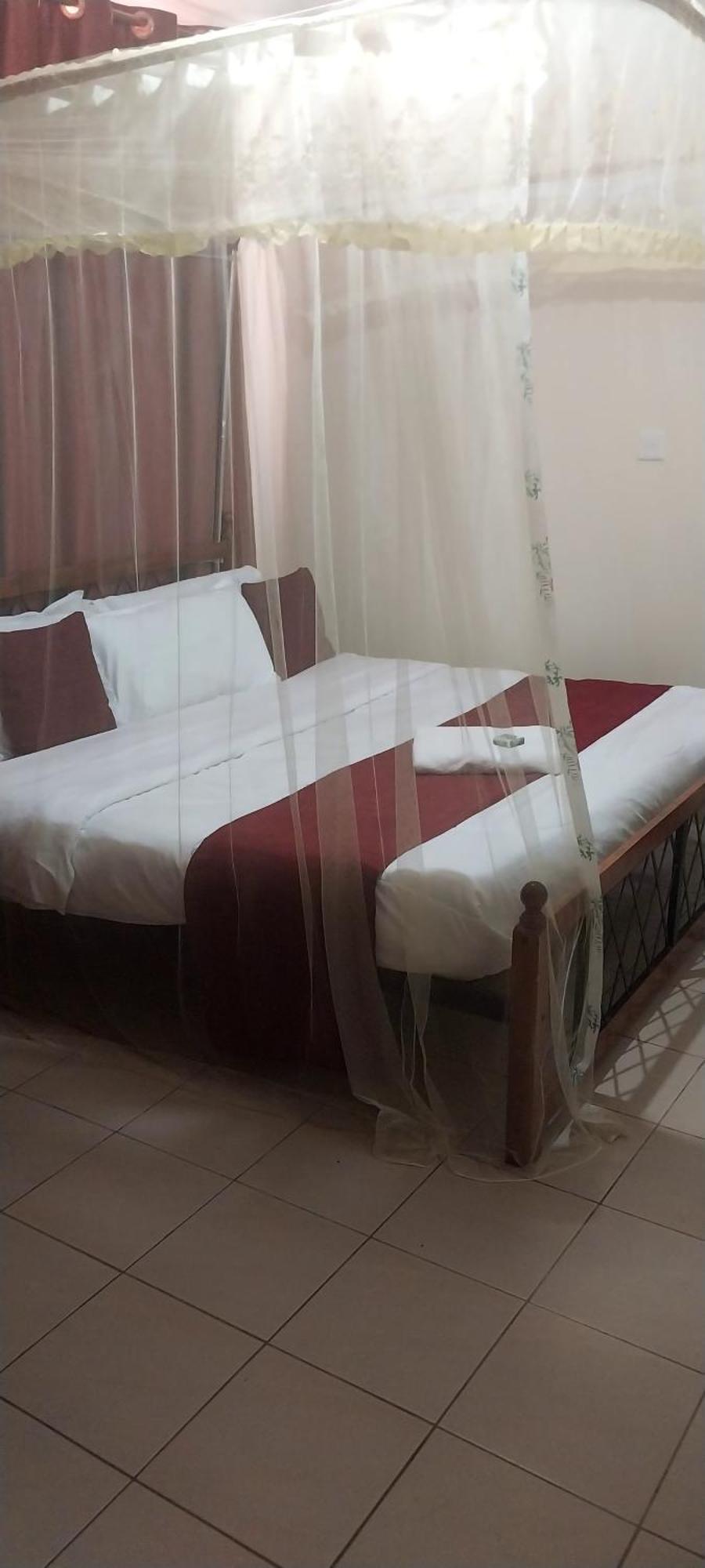 Mamu's Near Jkia Bed & Breakfast Nairobi