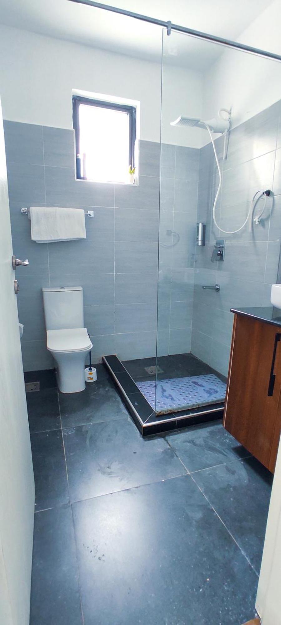 Tier Apartment