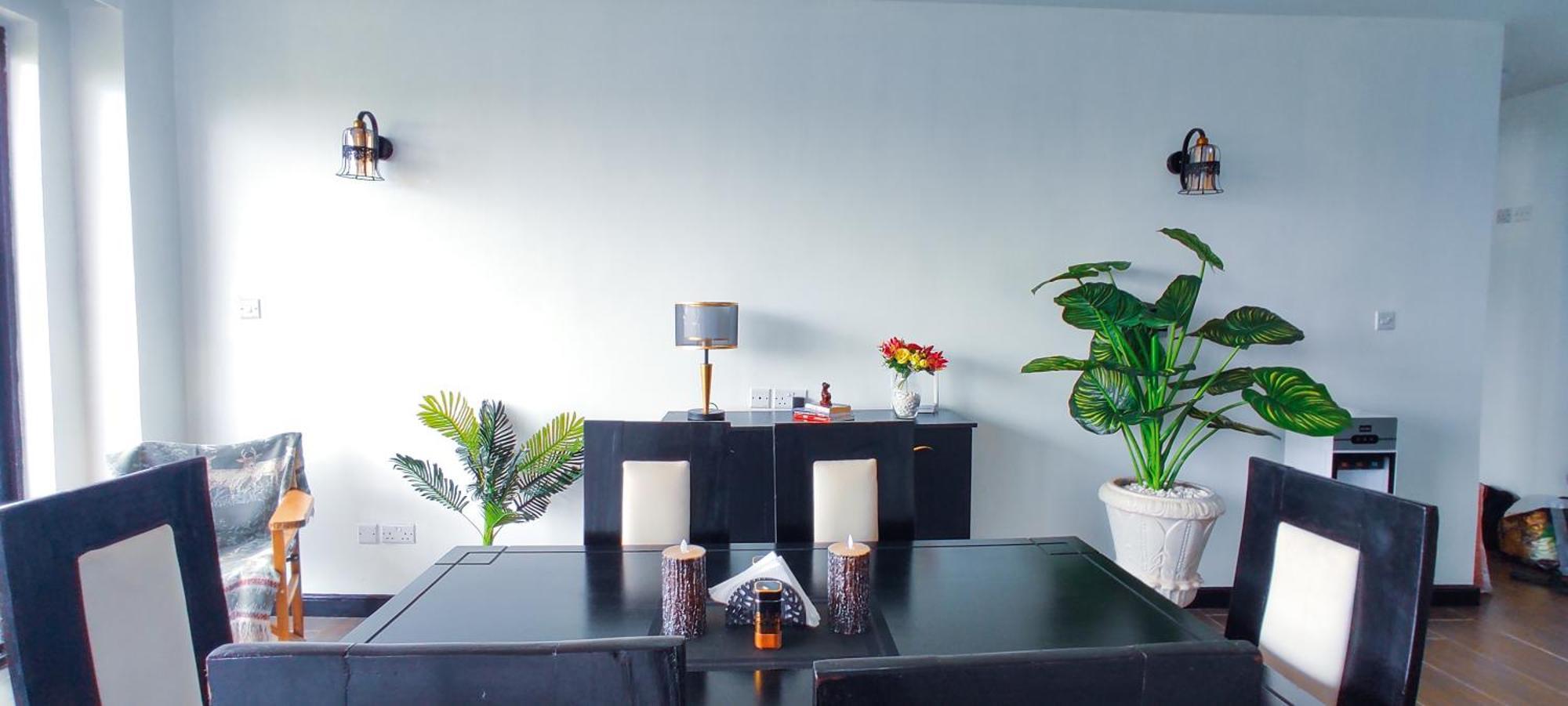Tier Apartment