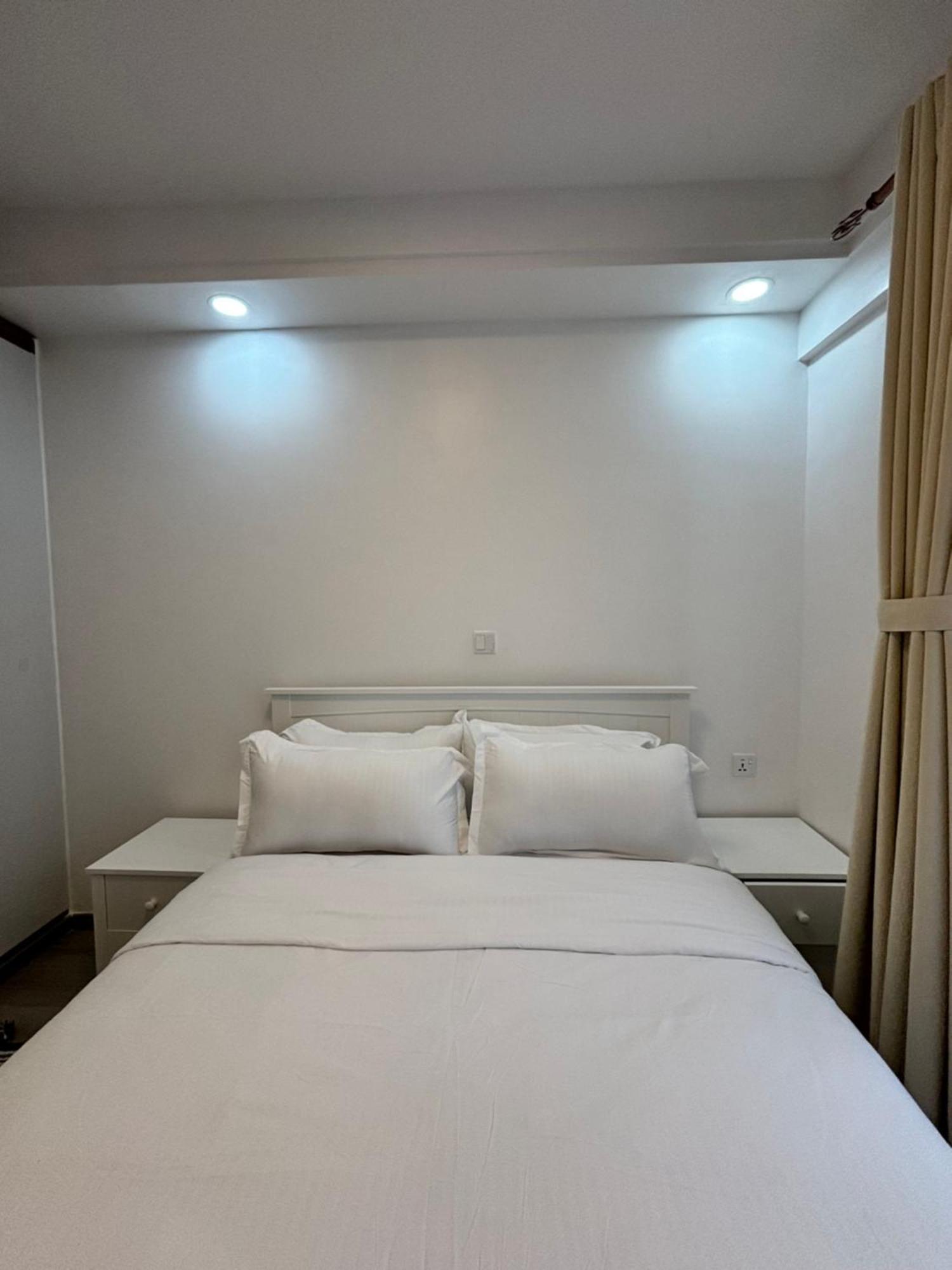 Goldpark Homes Two Bedroom With Golf Simulator & Gym * Nairobi