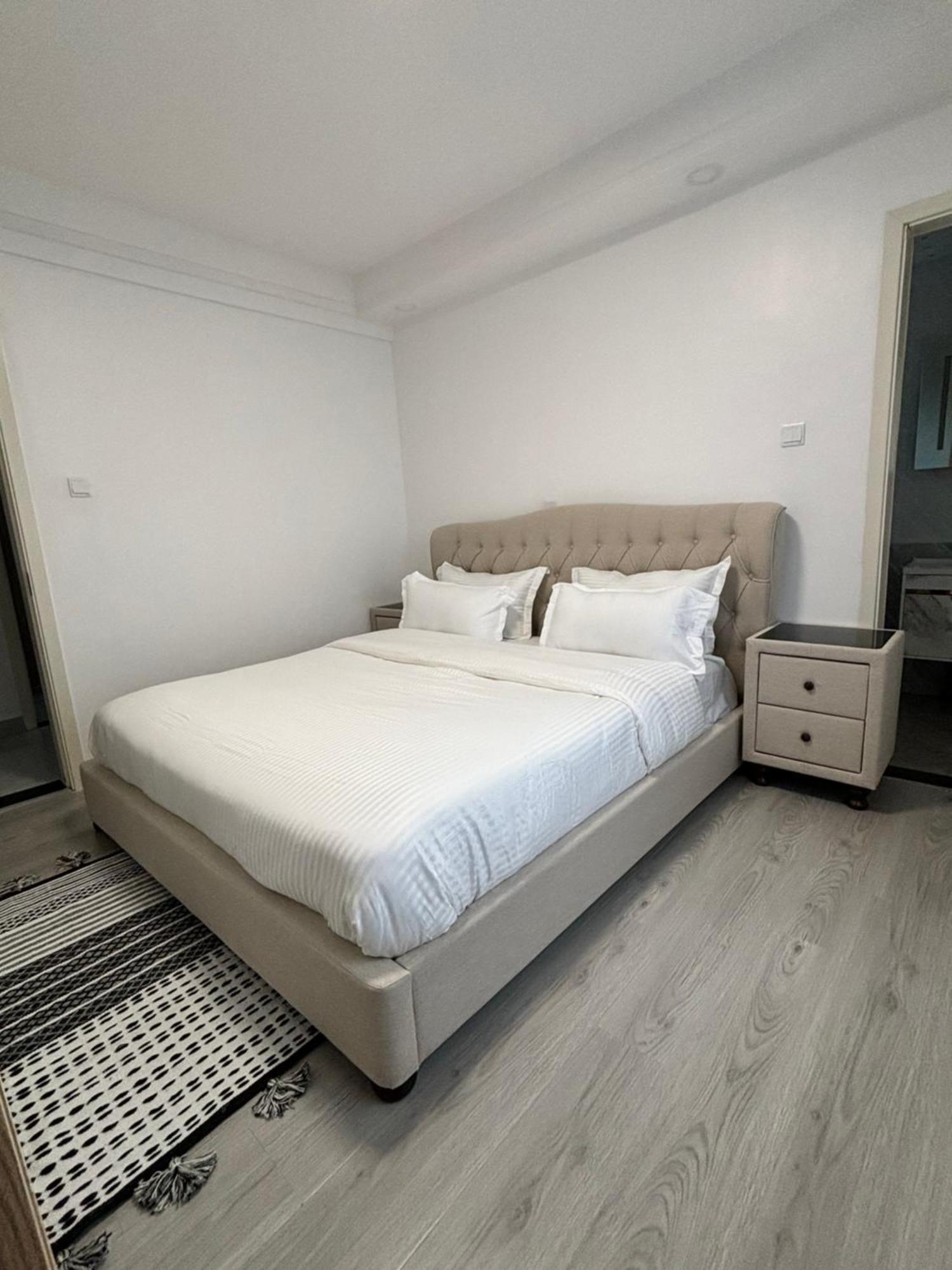 Apartamento Goldpark Homes Two Bedroom With Golf Simulator & Gym Nairobi