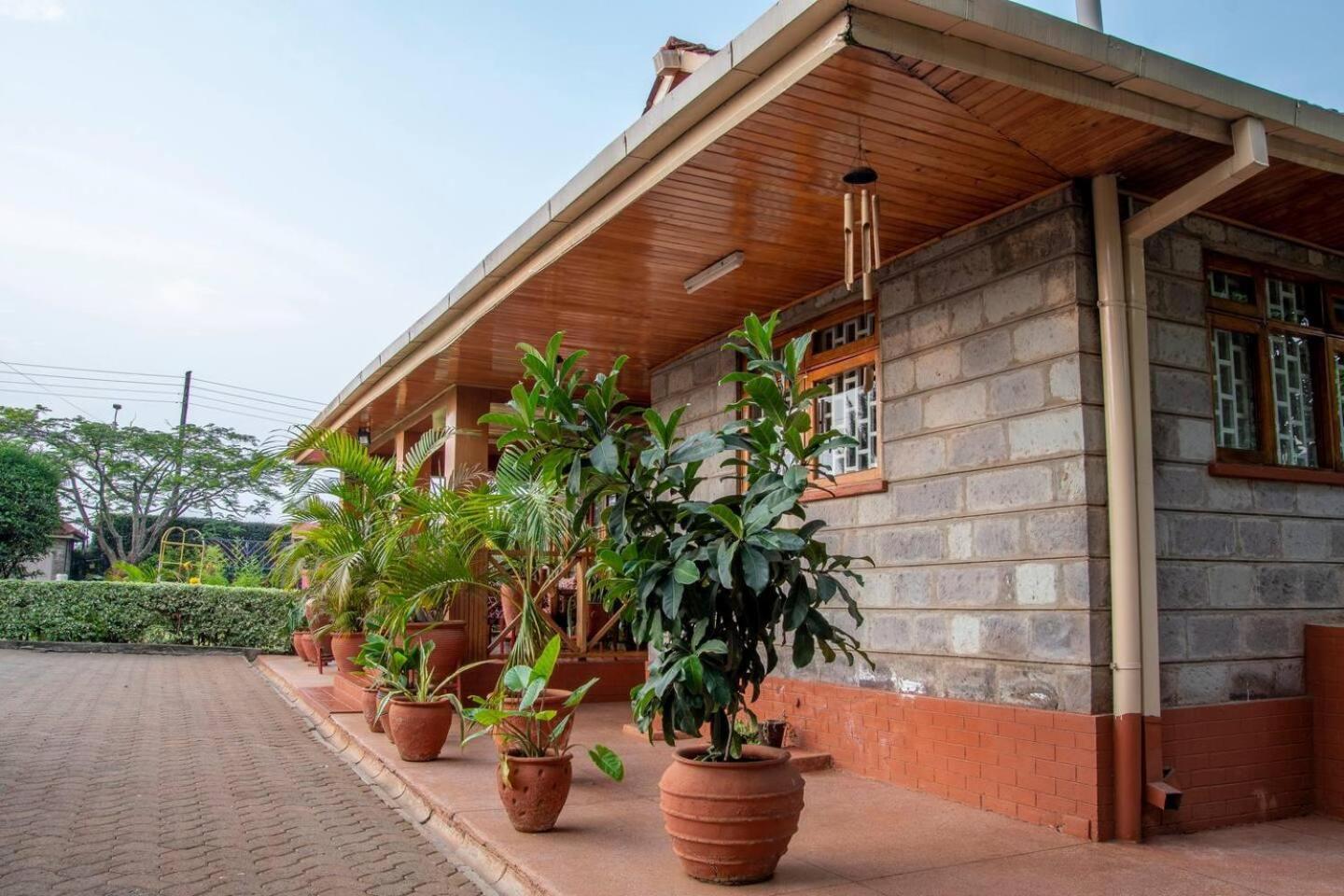 United Nations Bluezone Stunning Spacious Holiday home