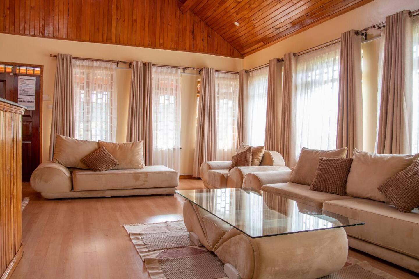 United Nations Bluezone Stunning Spacious Nairobi