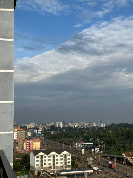 Ngong Rd Gem:breathtaking Views! Apartment