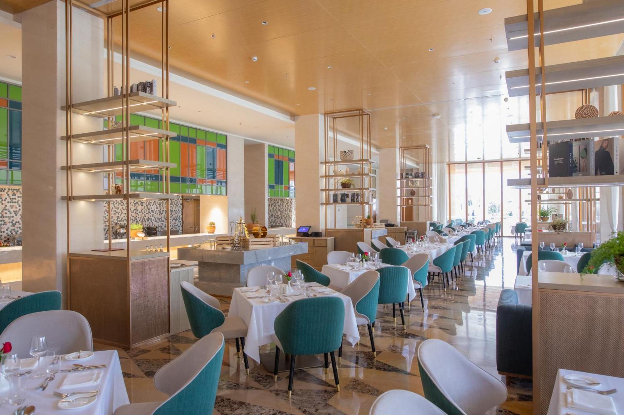 Argyle Grand Airport Hotel 5*