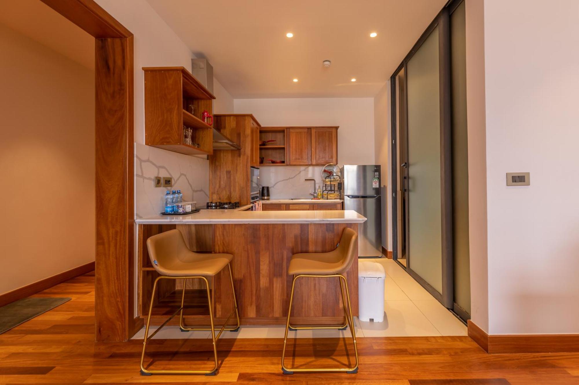 Broadwalk Residency Apartment *