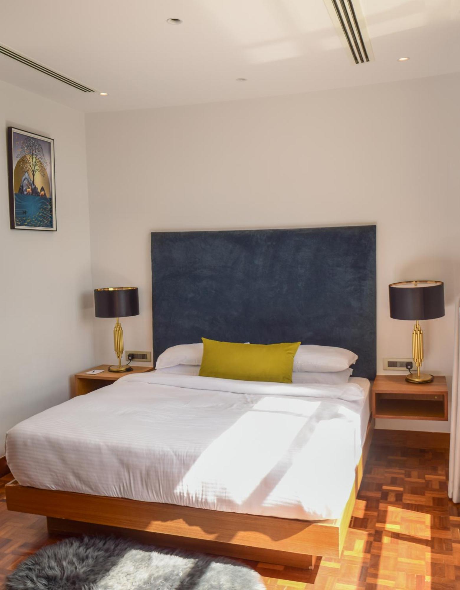 Broadwalk Residency