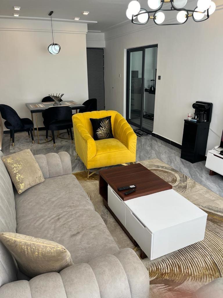 Apartment Starroot Residences *