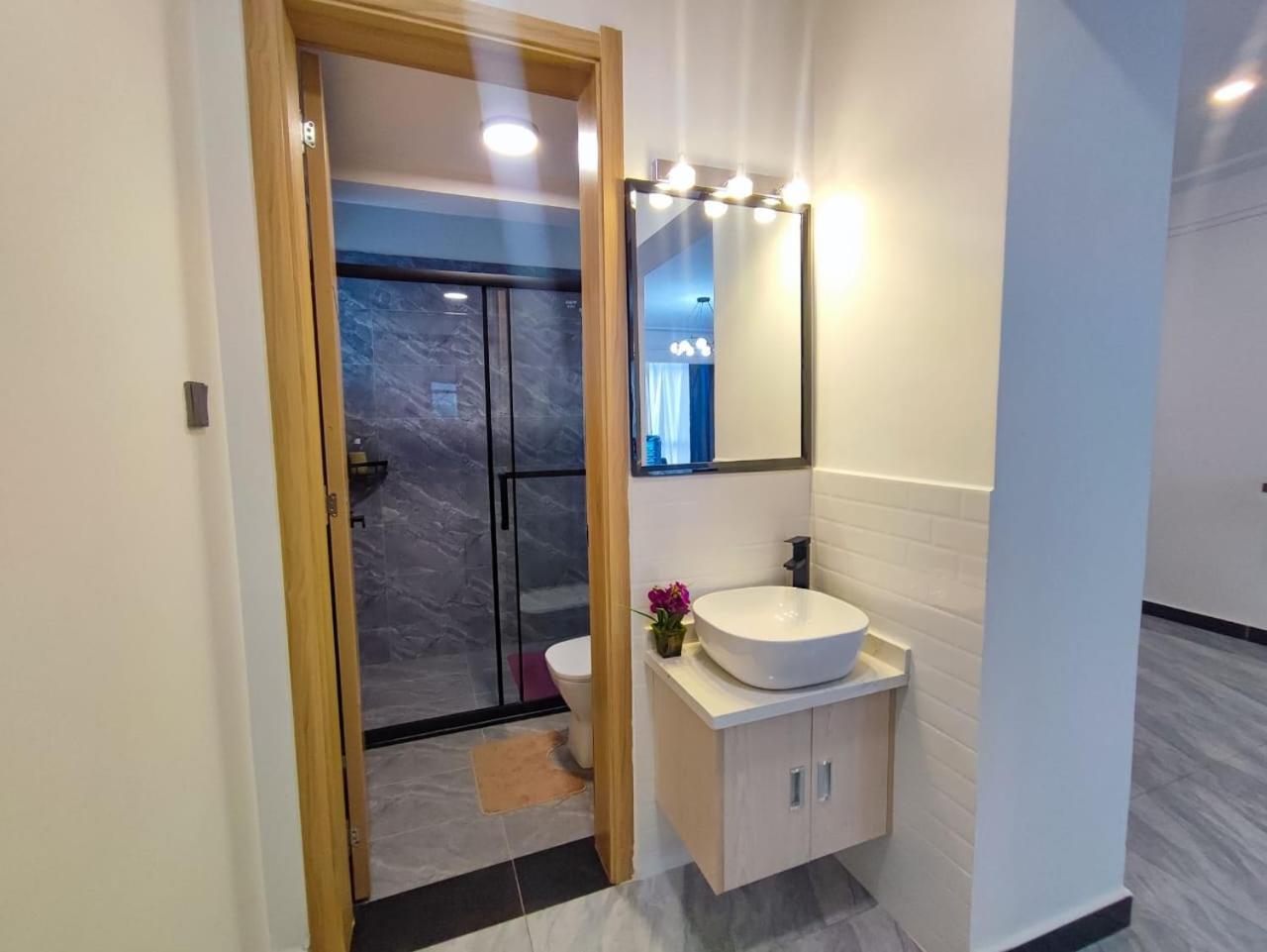 Bed & Breakfast Staroot 2 Bedroom Kilimani Nairobi