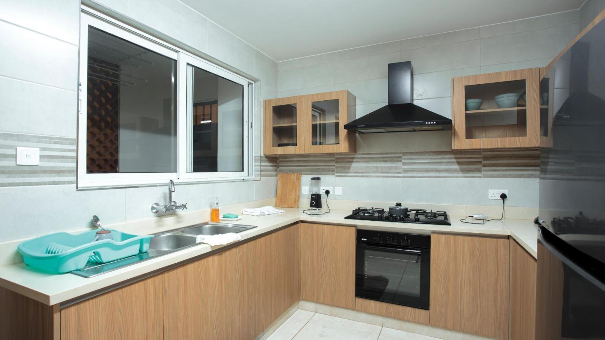 Shared In Three Bedrooms, Private Bathroom, Gym, Office Area, Kitchen, Wonderiss Westland Living