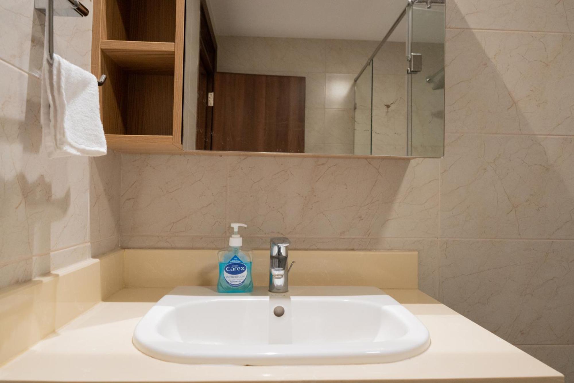 Apartment Shared In Three Bedrooms, Private Bathroom, Gym, Office Area, Kitchen, Wonderiss Westland Living Nairobi