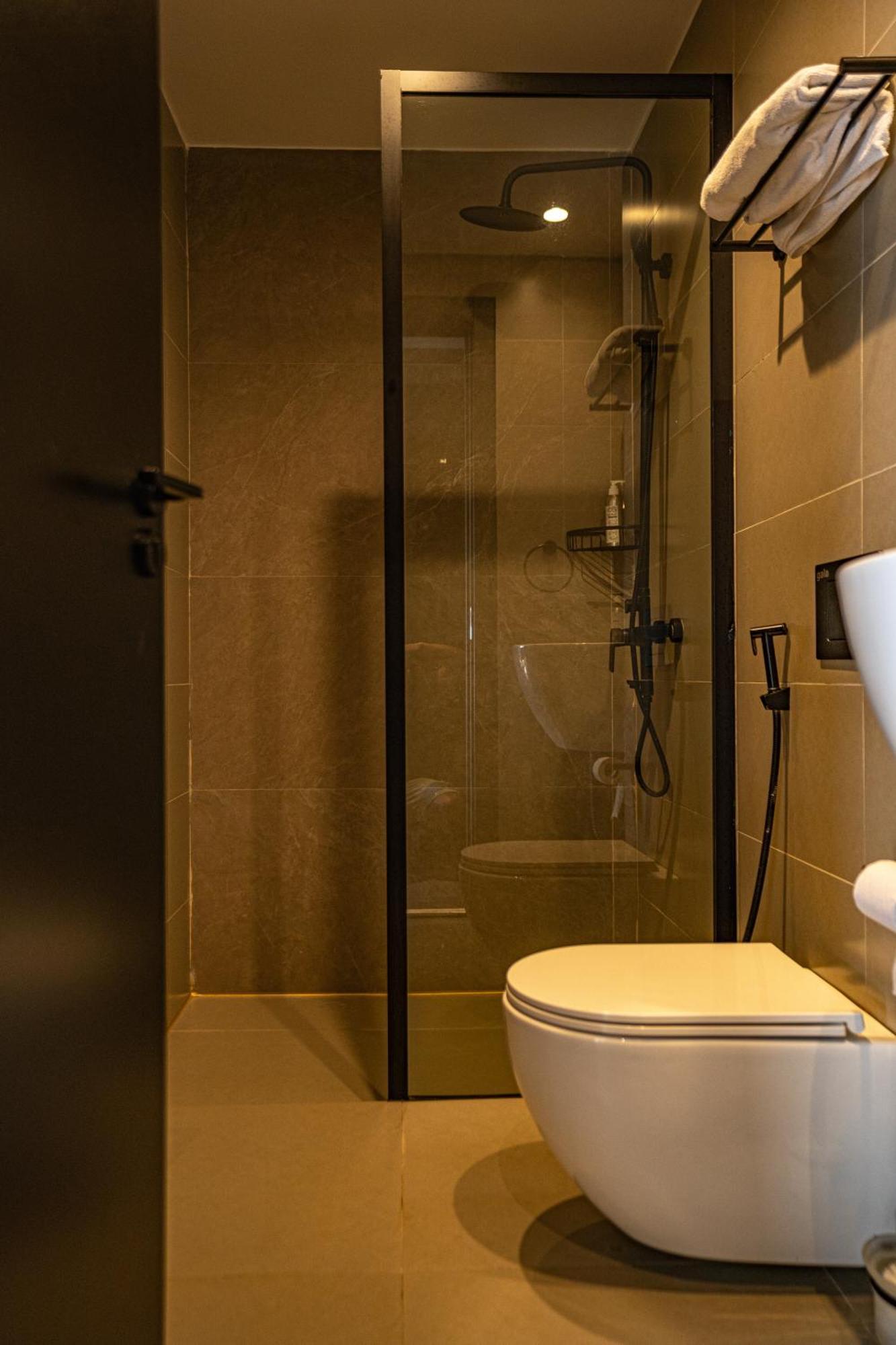 Apartment Escada & 2-bedroom, Rooftop Swimming Pool, Gym, Workspace, Wonderiss Homes Westland Living Nairobi