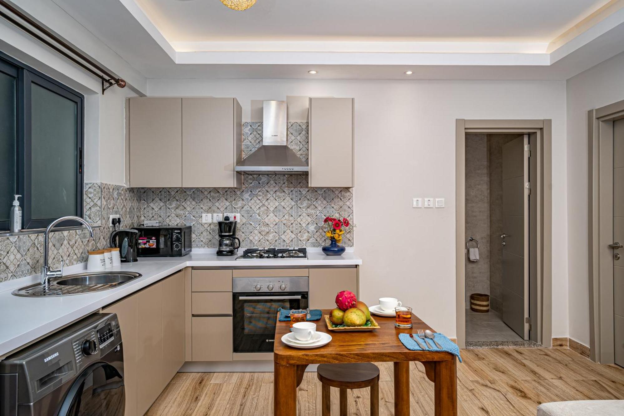 Elite One Bedroom Apartment,swimming Pool, Gym, Workspace ,wonderiss Homes Close Proximity To Gtc, Jw Mariott And Kempinski Apartamento