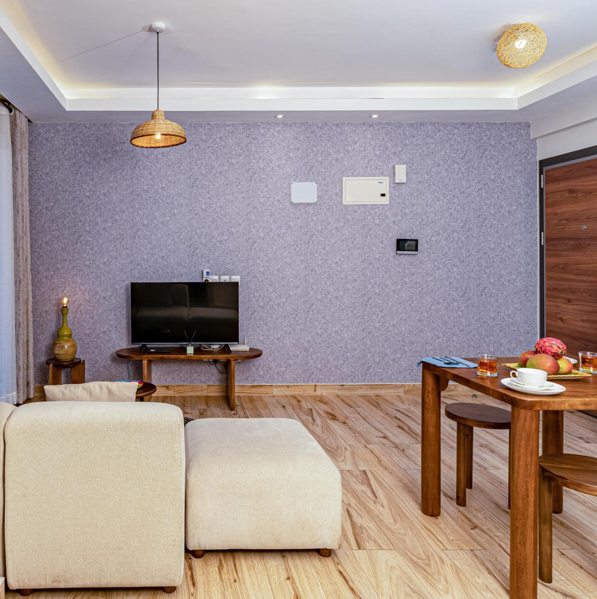 Elite One Bedroom Apartment,swimming Pool, Gym, Workspace ,wonderiss Homes Close Proximity To Gtc, Jw Mariott And Kempinski Apartamento