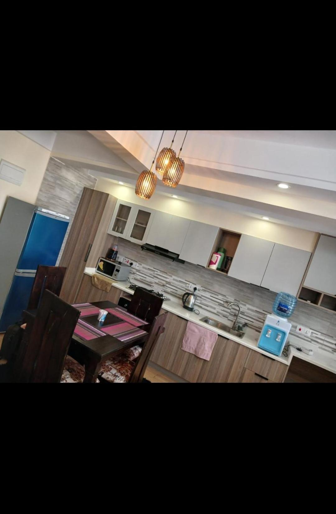 Siaya 2 * Nairobi