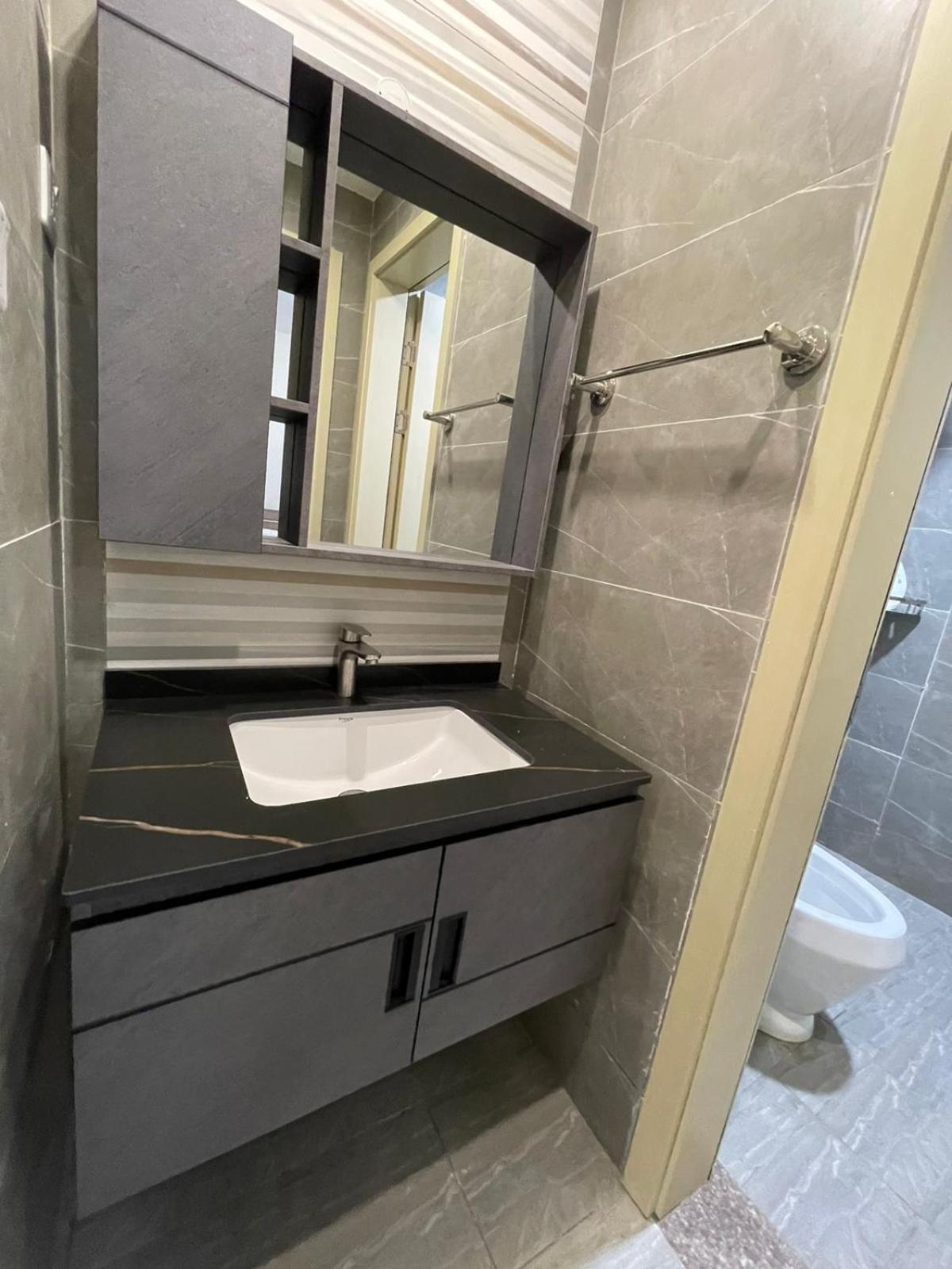 Lux Siaya Park Apartment *