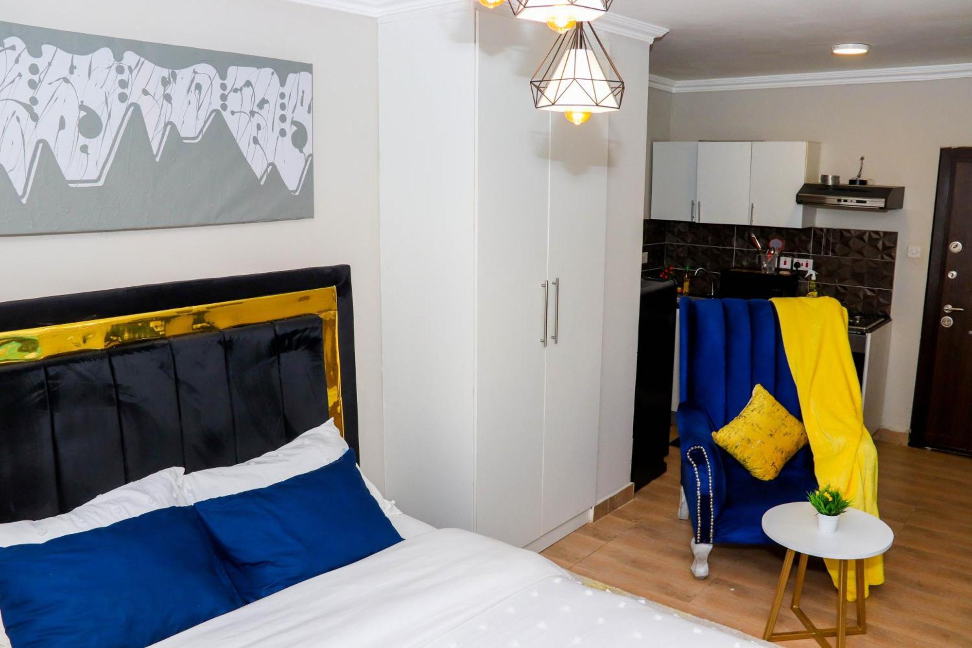 Pike Apartment