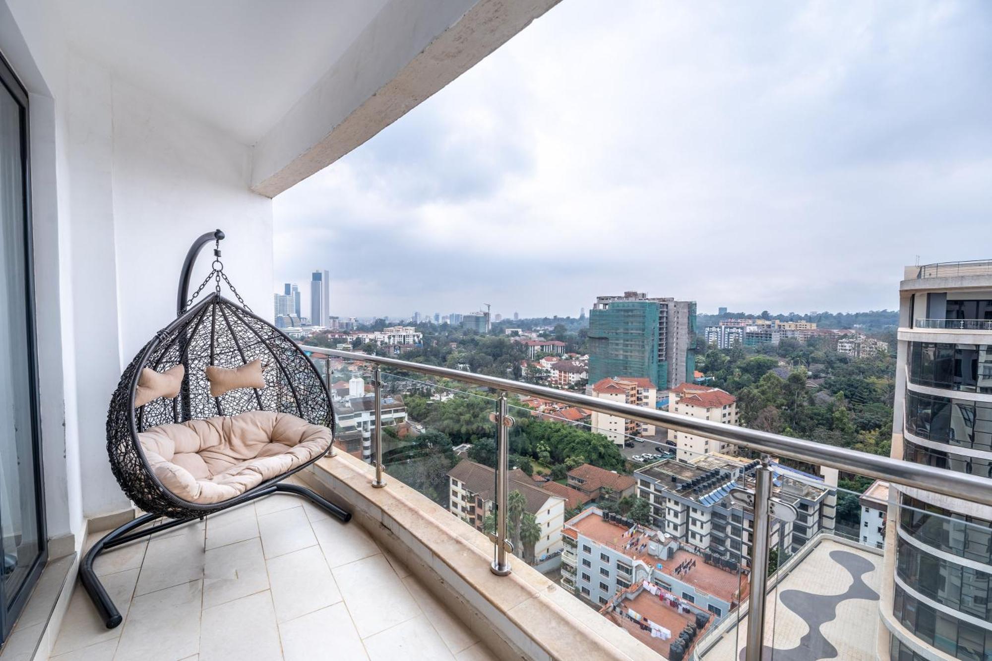 Apartment 2bedroom With Balcony Views Aramis
