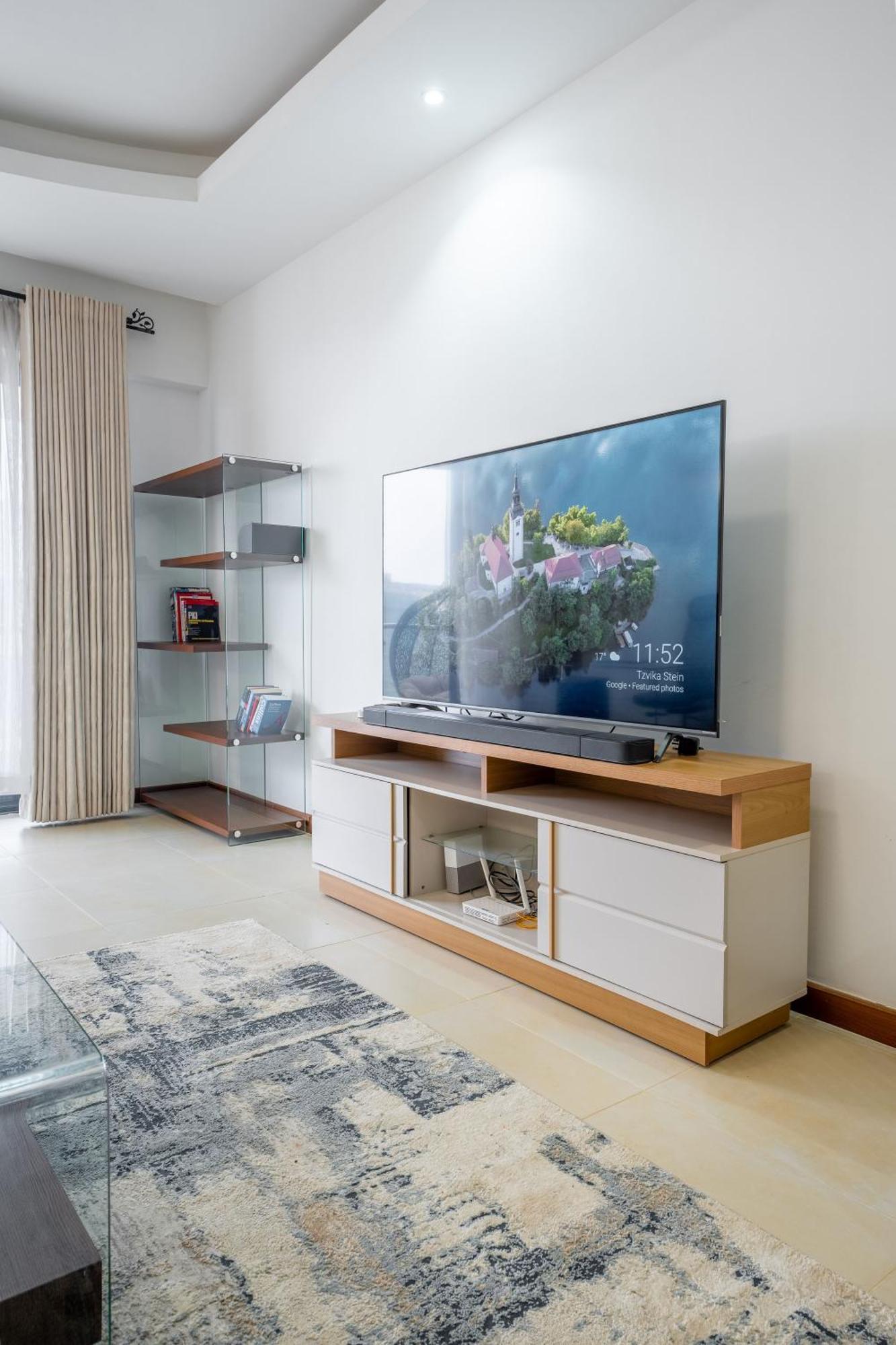 2bedroom With Balcony Views Aramis *