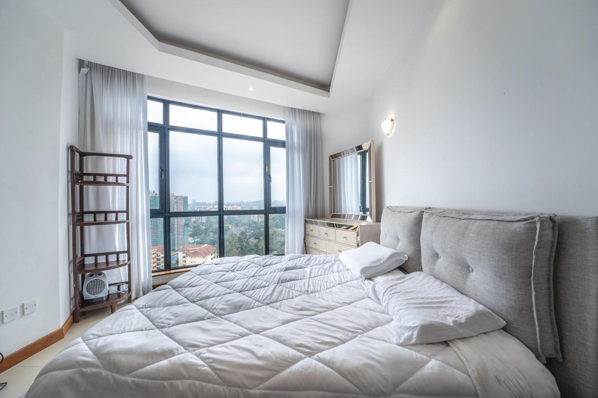 2bedroom With Balcony Views Aramis