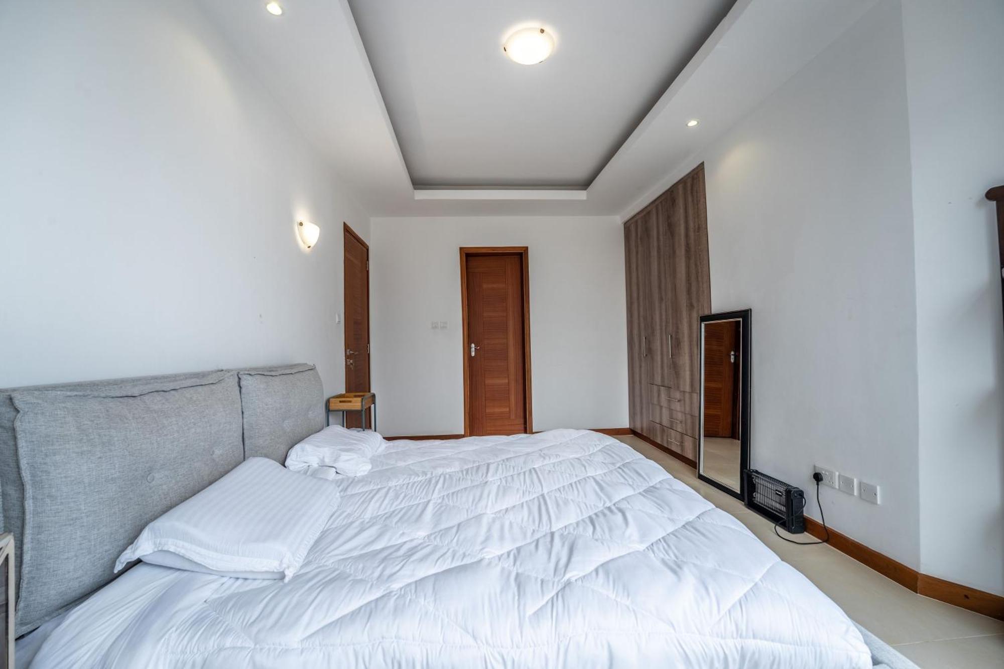 2bedroom With Balcony Views Aramis