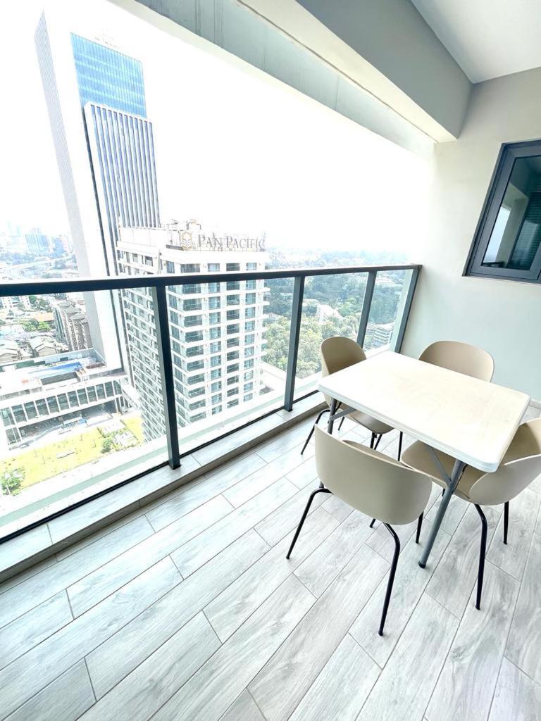 2bedroom Gtc Luxury 28th Floor Views Nairobi