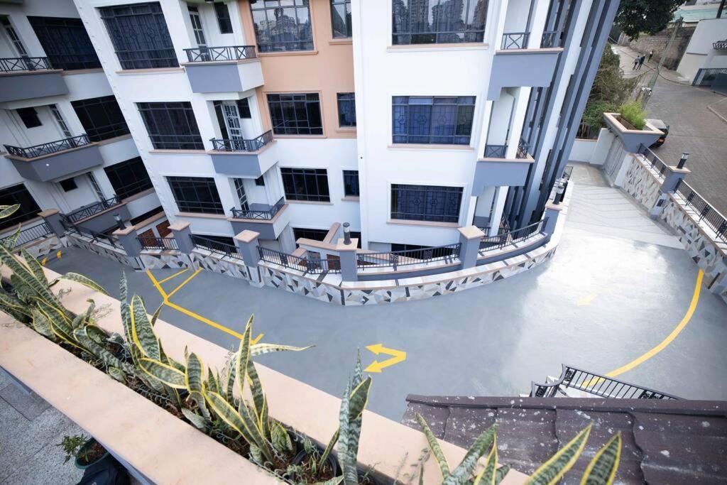 Urban Living 2br Westlands, King & Queen Size Beds