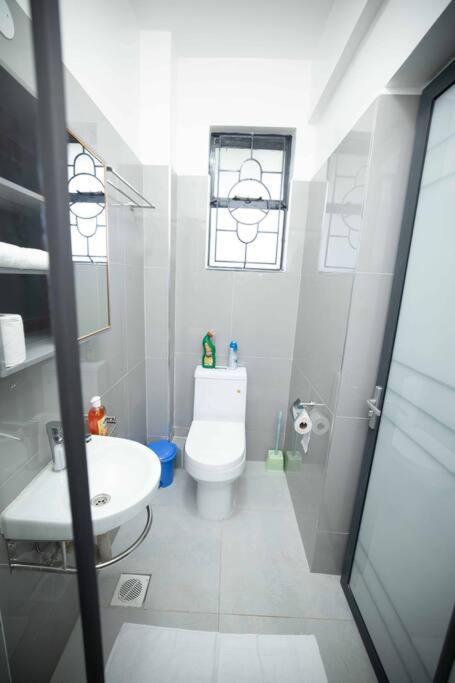 Urban Living 2br Westlands, King & Queen Size Beds * Nairobi