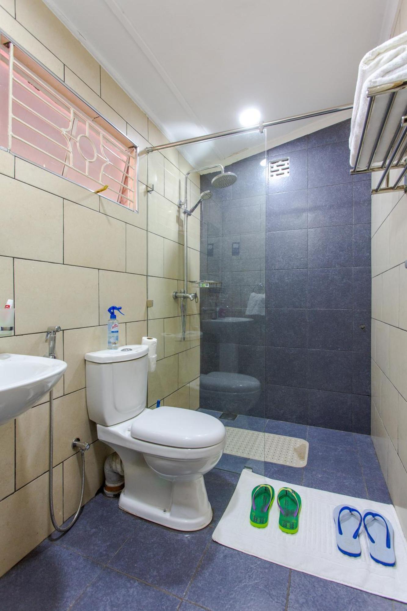 Guest house Yarkona Hedge