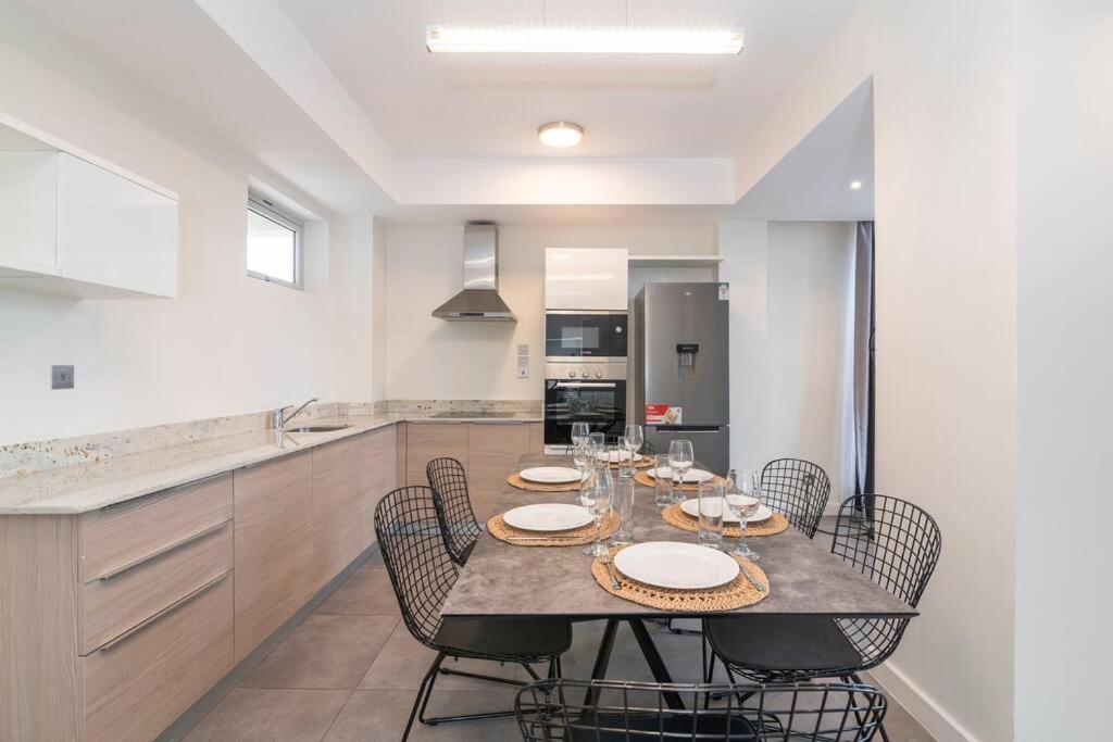 Apartment Capital White Mischief 3bed By Yourhost,nairobi