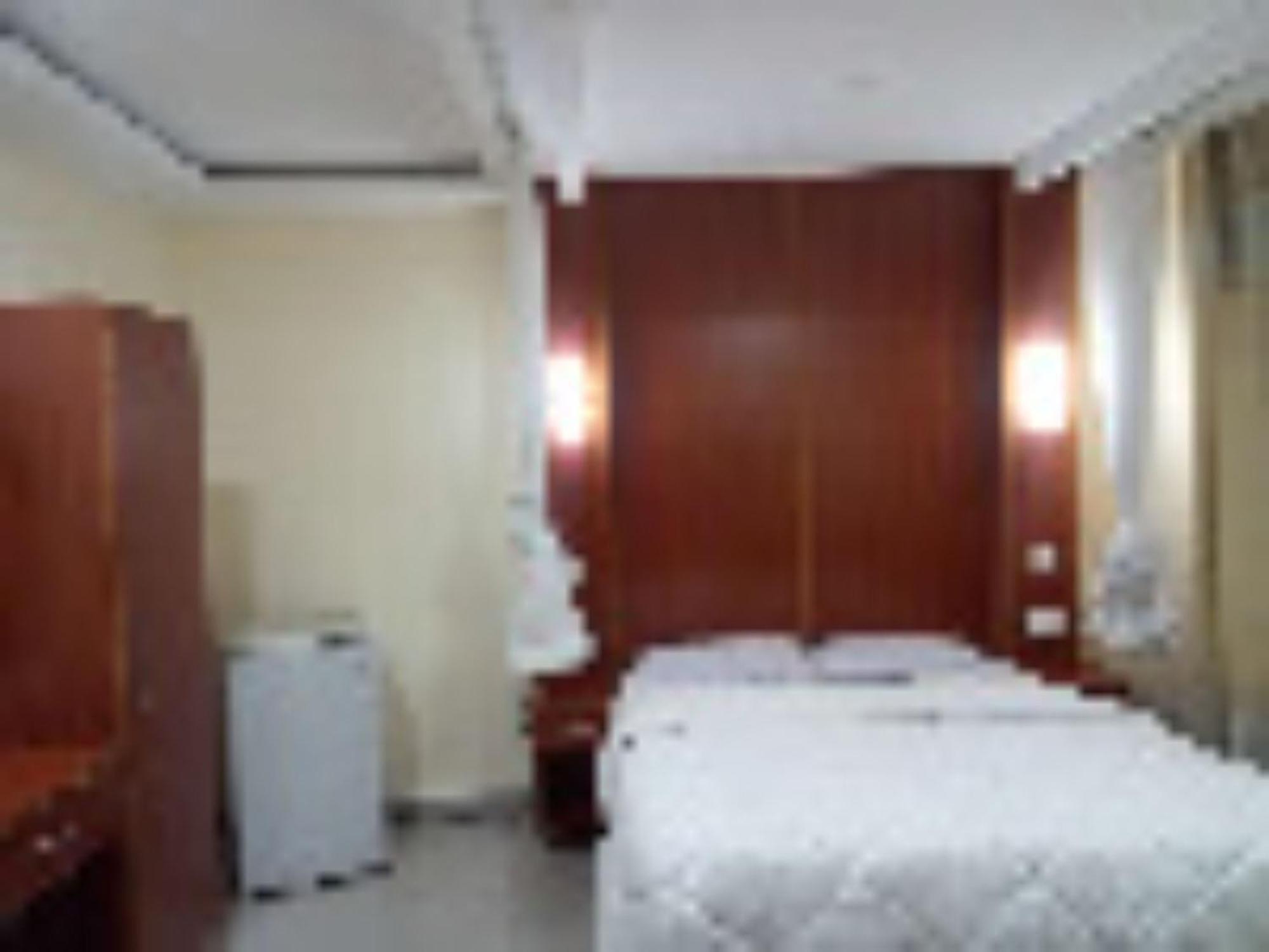 Glory Palace Ltd Hotel 3*