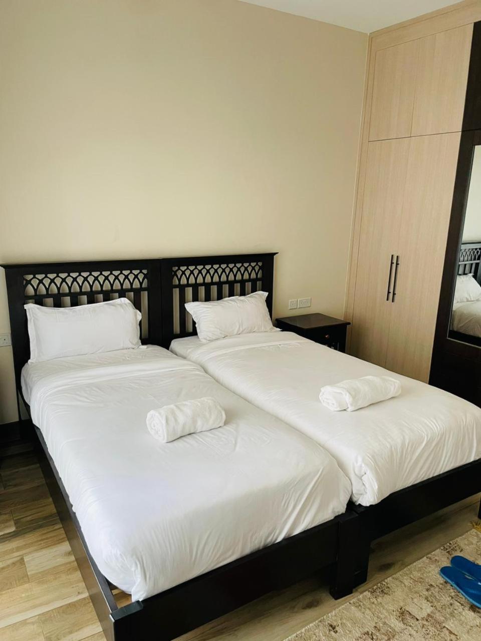 Yohana Residences *