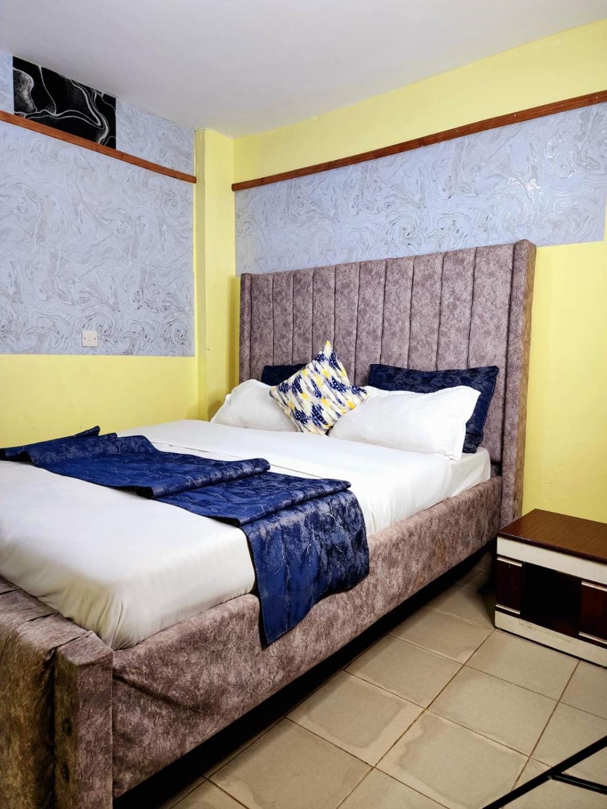 Bed & Breakfast 2 Bedroom Airbnb Trm Drive Roysambu Nairobi