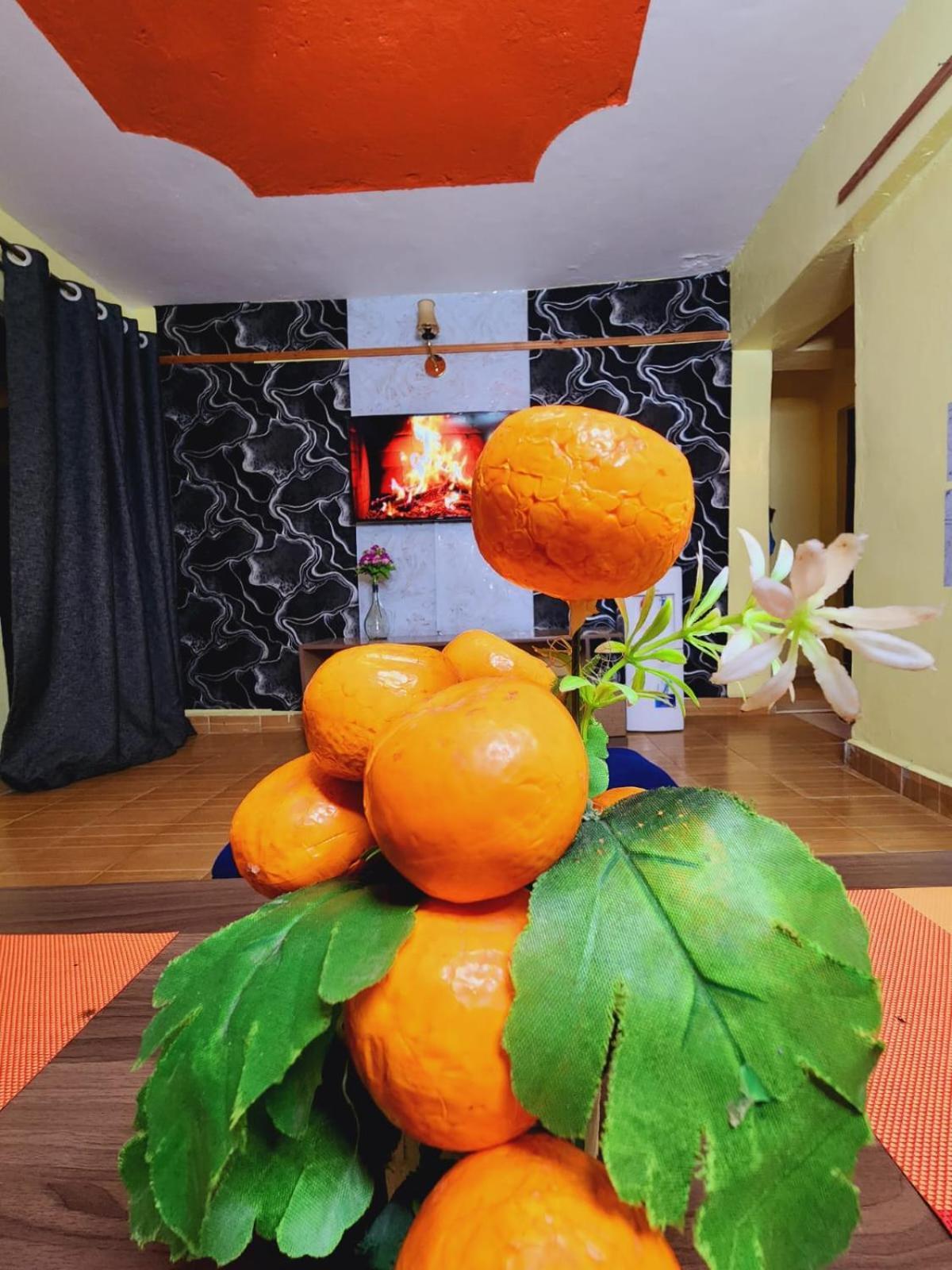 2 Bedroom Airbnb Trm Drive Roysambu Bed & Breakfast *