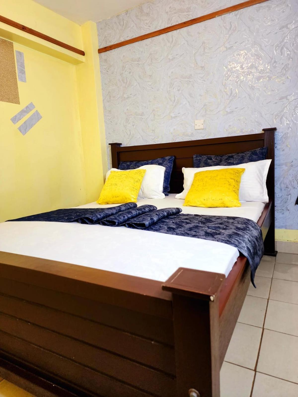 2 Bedroom Airbnb Trm Drive Roysambu *