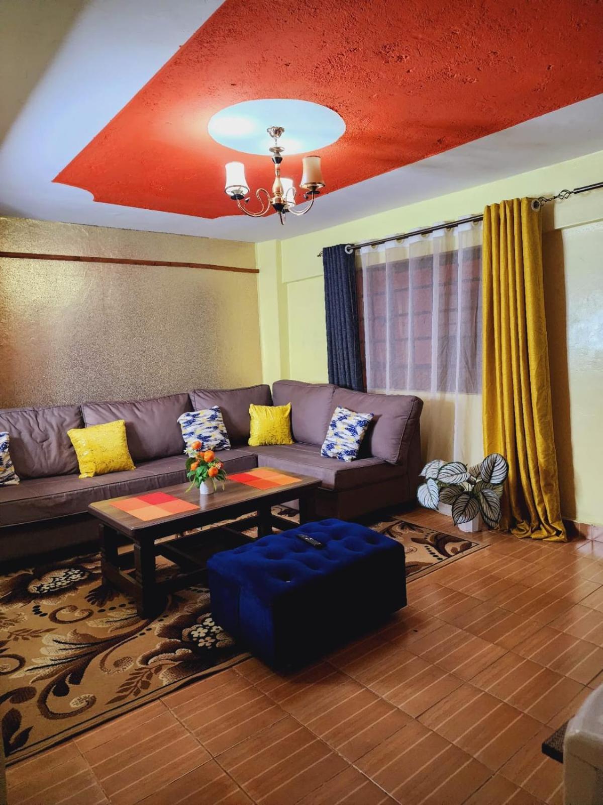 2 Bedroom Airbnb Trm Drive Roysambu Bed & Breakfast *