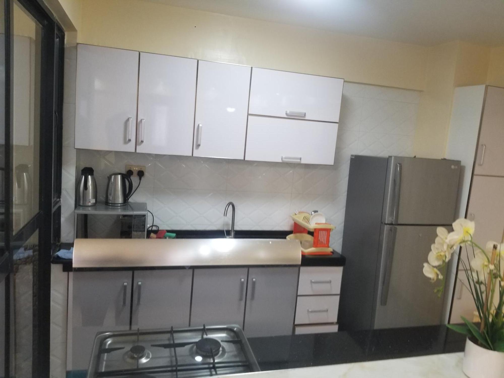 One Bedroom Near Adam's Arcade Apartment