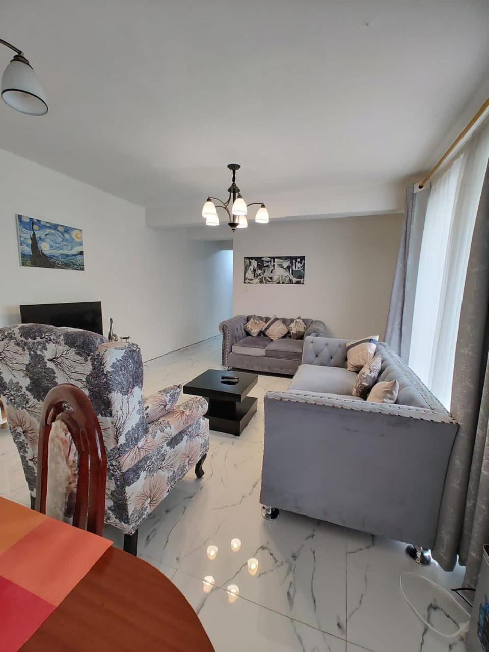 Sandalwood Executive Kilimani Apartment *