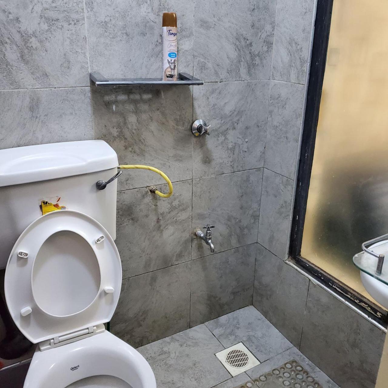 Lovely & Cozy Compact Studio Near Airport With Rooftop View Nairobi