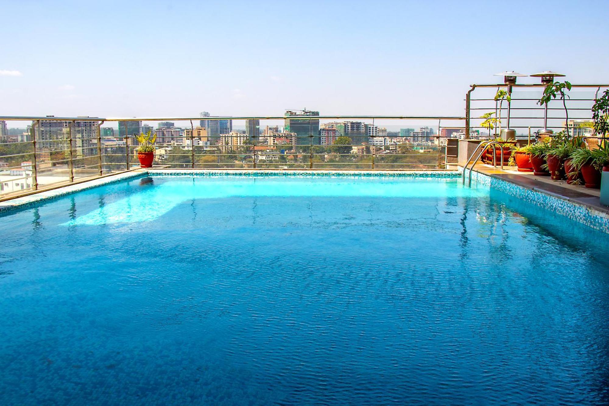 Golden Tulip Westlands Hotel 5*