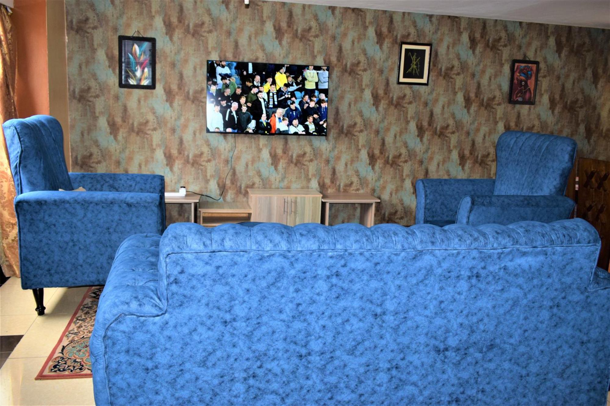 Apartment Shaba Maisonette Fully Furnished Nyayo Estate Kenya Namba Simu Sufuri Saba Sufuri Moja Moja Nne Tisa Sufuri Sufuri Saba Next To Jkia Jomo Kenyatta International Airport,next To Sgr Terminus Next To Kenya Airways Pride Centr *