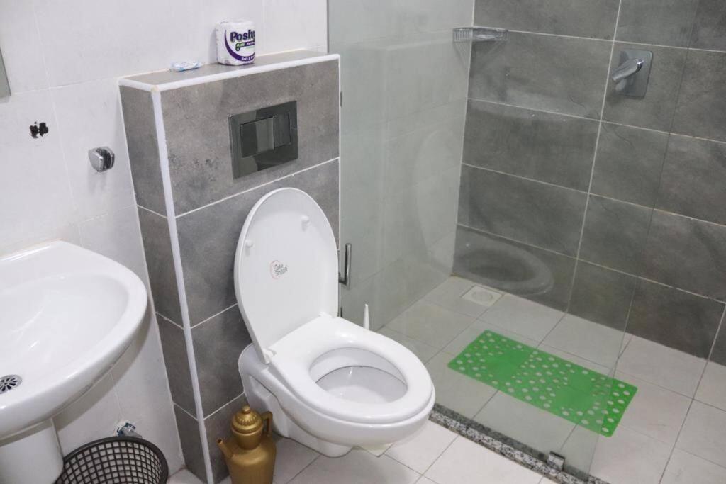 Yohana Residences *