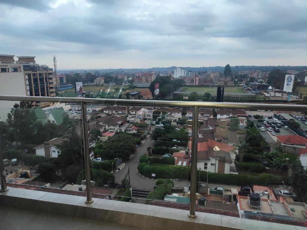 Apartment Stayrest Safari Tours New 3 Bedroom In Kilimani With Rooftop Pool *